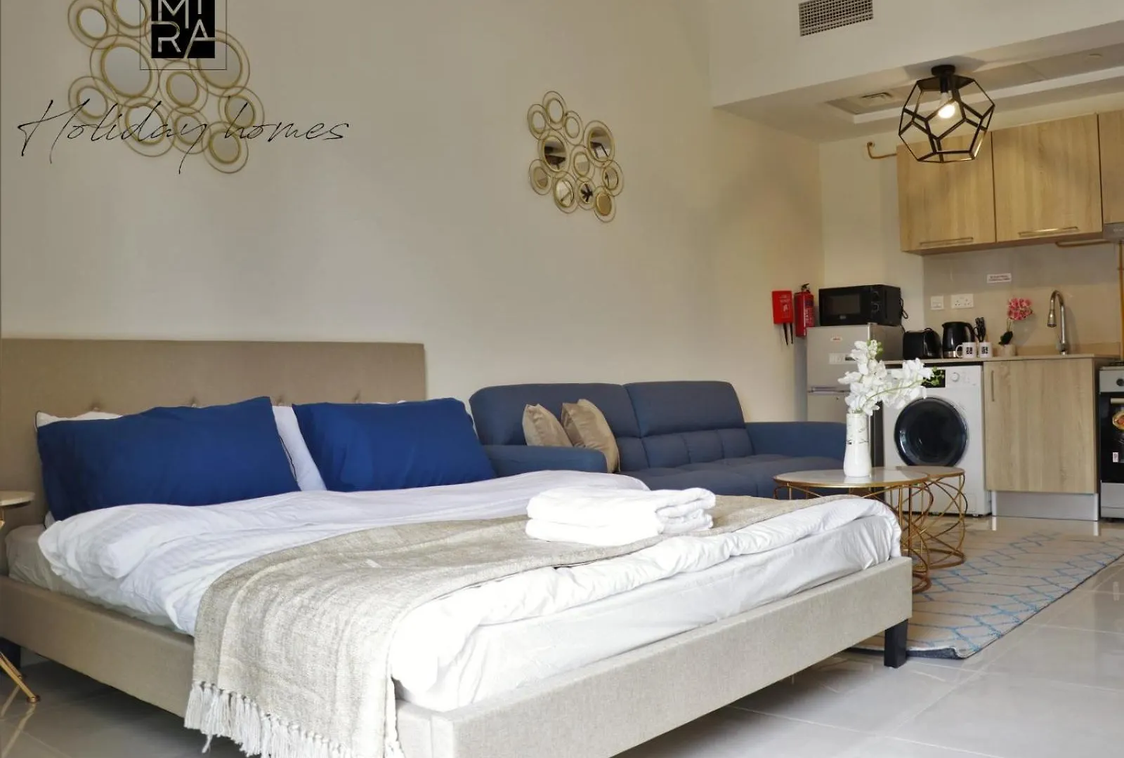 Mira Holiday Homes - Serviced Studio In Ag Tower - Business Bay Dubai Apartment